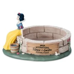 Disney Planter - 2023 Epcot Flower And Garden Snow White -Disney 99276s2
